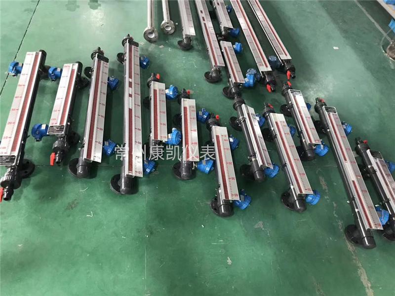 磁翻板液位計